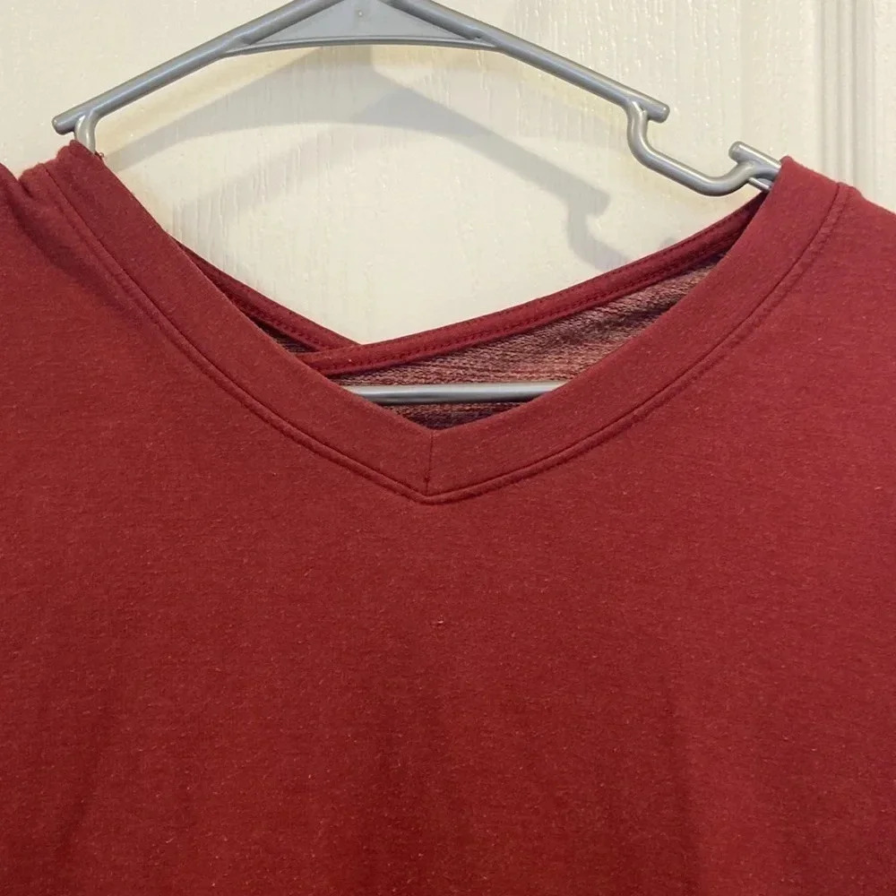 BCG long sleeve athletic shirt, size small maroon - Picture 2 of 6